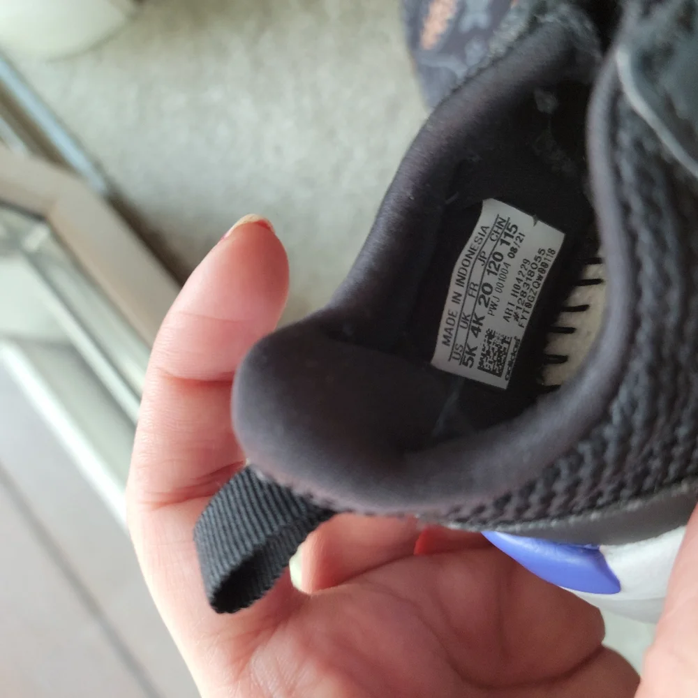 Authentic Adidas baby boy shoes 5K - Picture 2 of 5